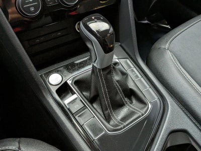 2024 Volkswagen Taos SE FWD