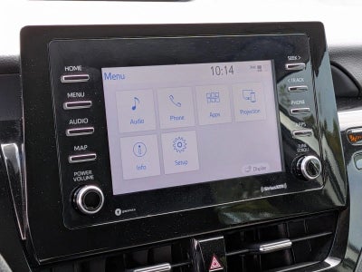 2023 Toyota Camry LE Auto (SE)