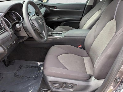 2023 Toyota Camry LE Auto (SE)