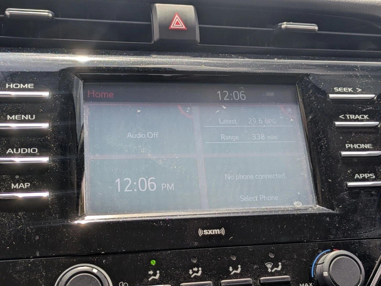2020 Toyota Camry LE Auto (SE)