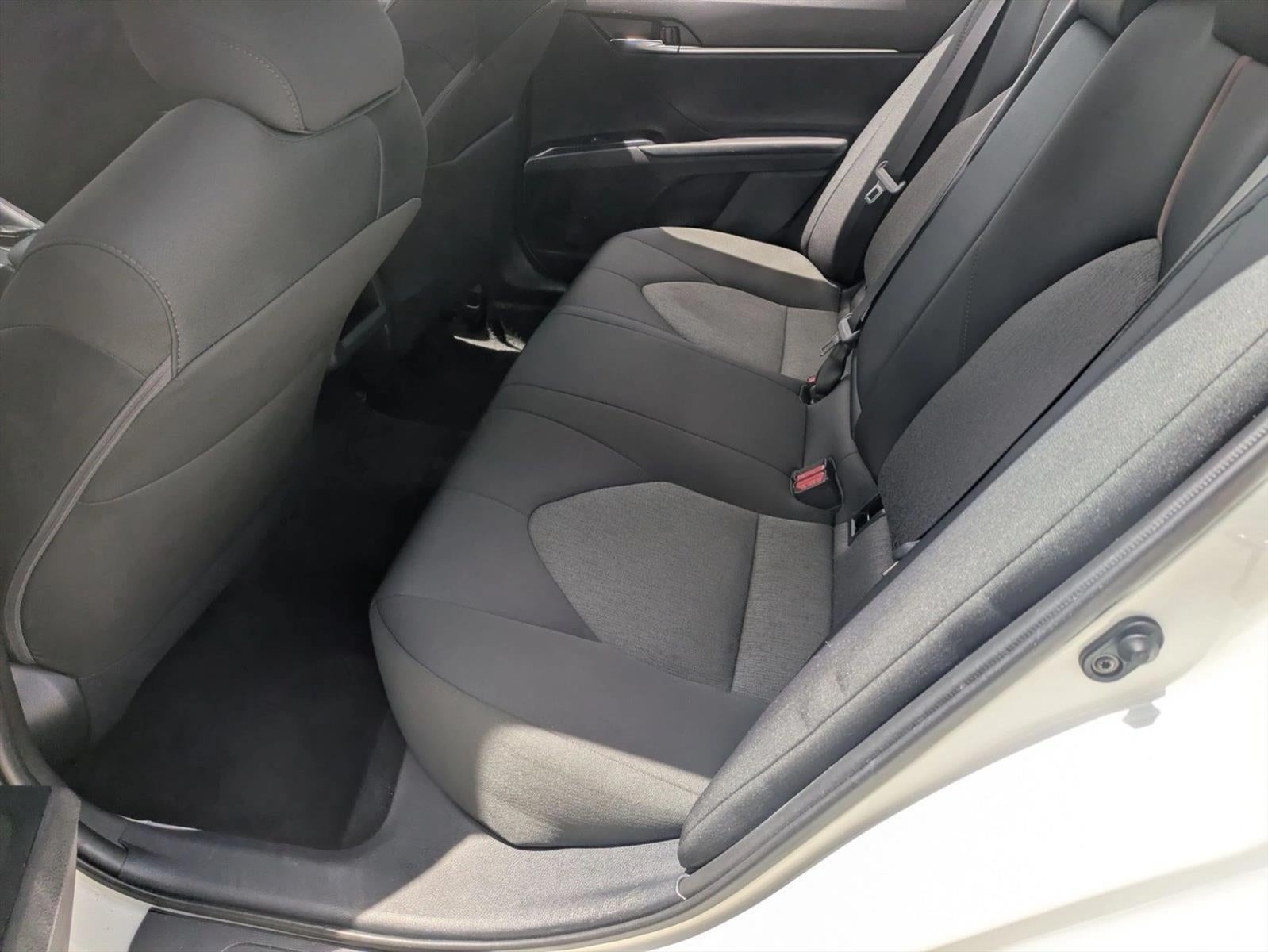 2020 Toyota Camry LE Auto (SE)