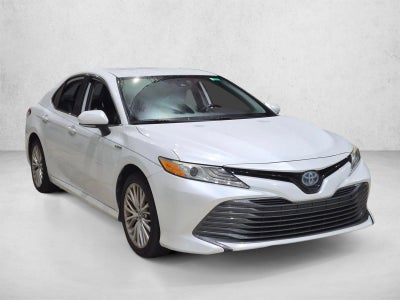 2020 Toyota Camry Hybrid XLE CVT (Natl)