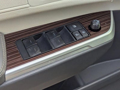 2023 Toyota Sienna XLE FWD 8-Passenger (Natl)