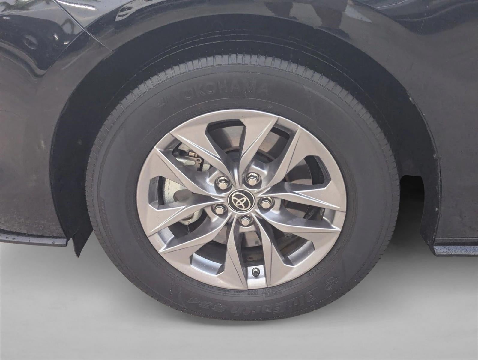 2023 Toyota Sienna XLE FWD 8-Passenger (Natl)