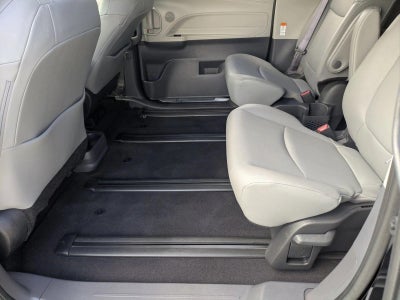 2024 Toyota Sienna XLE FWD 7-Passenger (Natl)