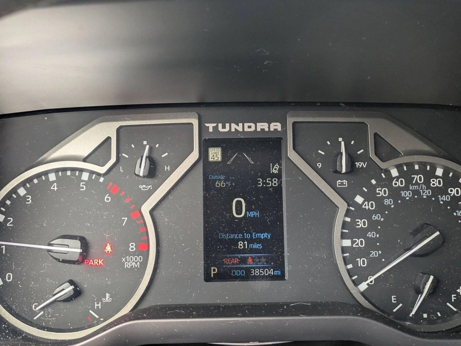 2022 Toyota Tundra 2WD 2WD SR5 CrewMax 5.5' Bed (Natl)