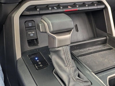 2022 Toyota Tundra 2WD 2WD SR5 CrewMax 5.5' Bed (Natl)
