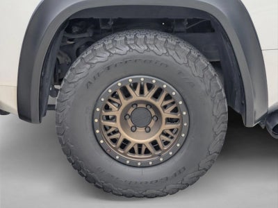 2022 Toyota Tundra 2WD 2WD SR5 CrewMax 5.5' Bed (Natl)