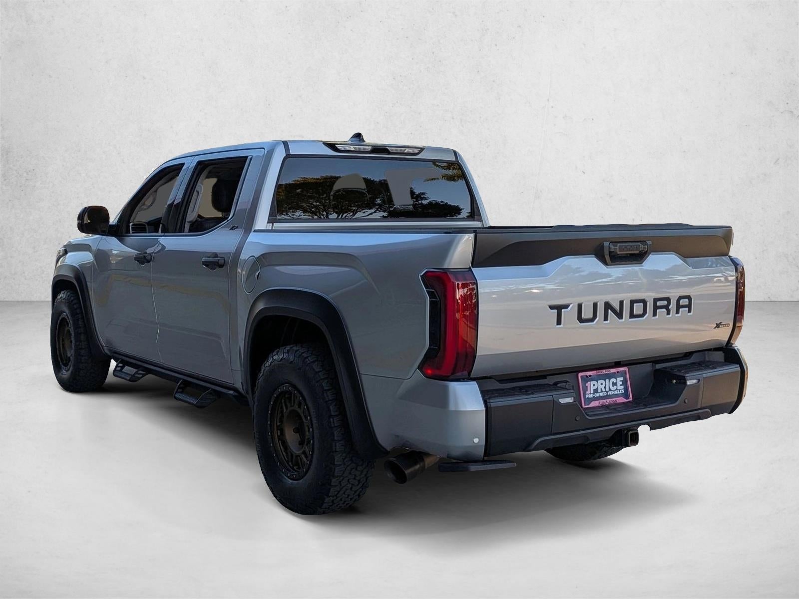 2022 Toyota Tundra 2WD 2WD SR5 CrewMax 5.5' Bed (Natl)