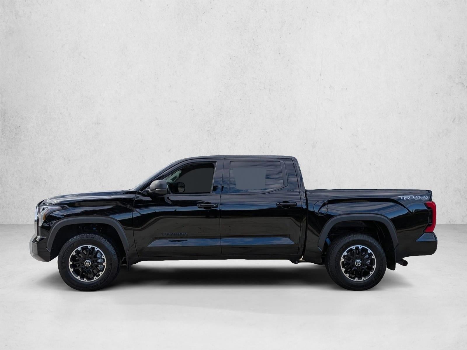 2023 Toyota Tundra 4WD 4WD SR5 CrewMax 5.5' Bed (SE)