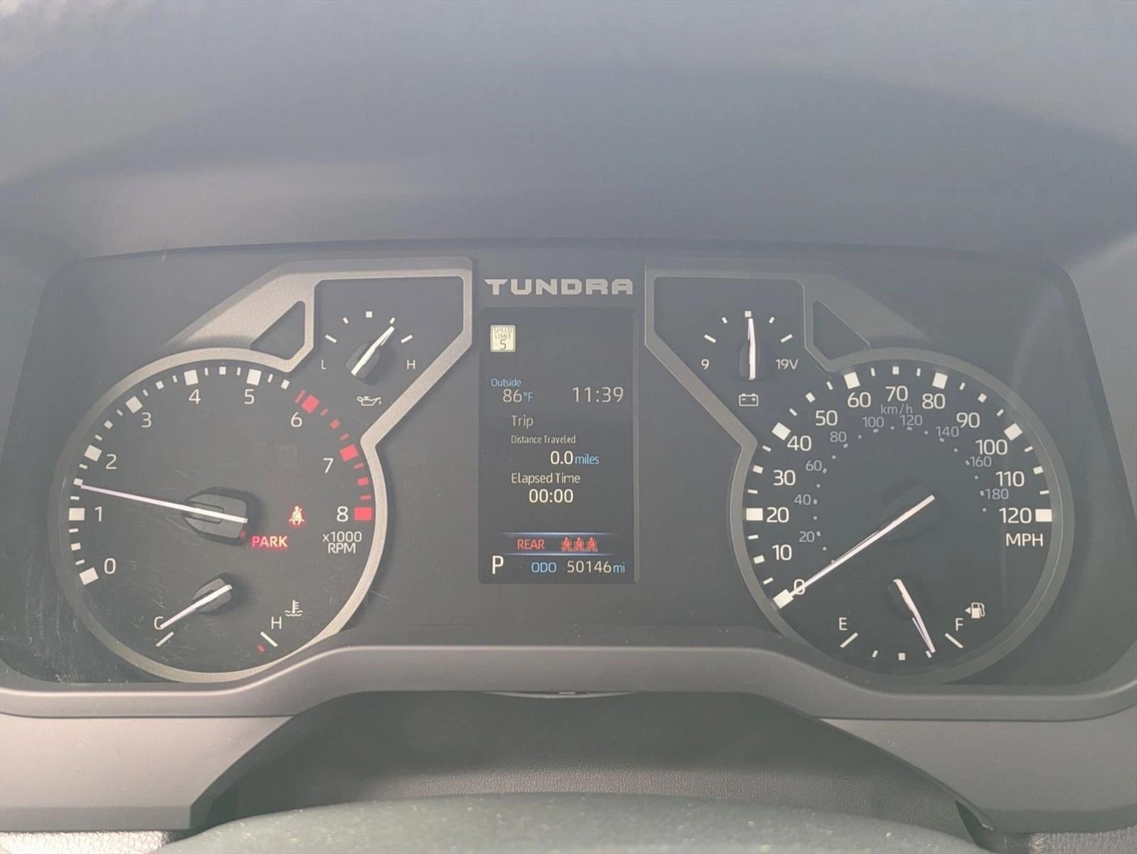 2023 Toyota Tundra 4WD 4WD SR5 CrewMax 5.5' Bed (SE)