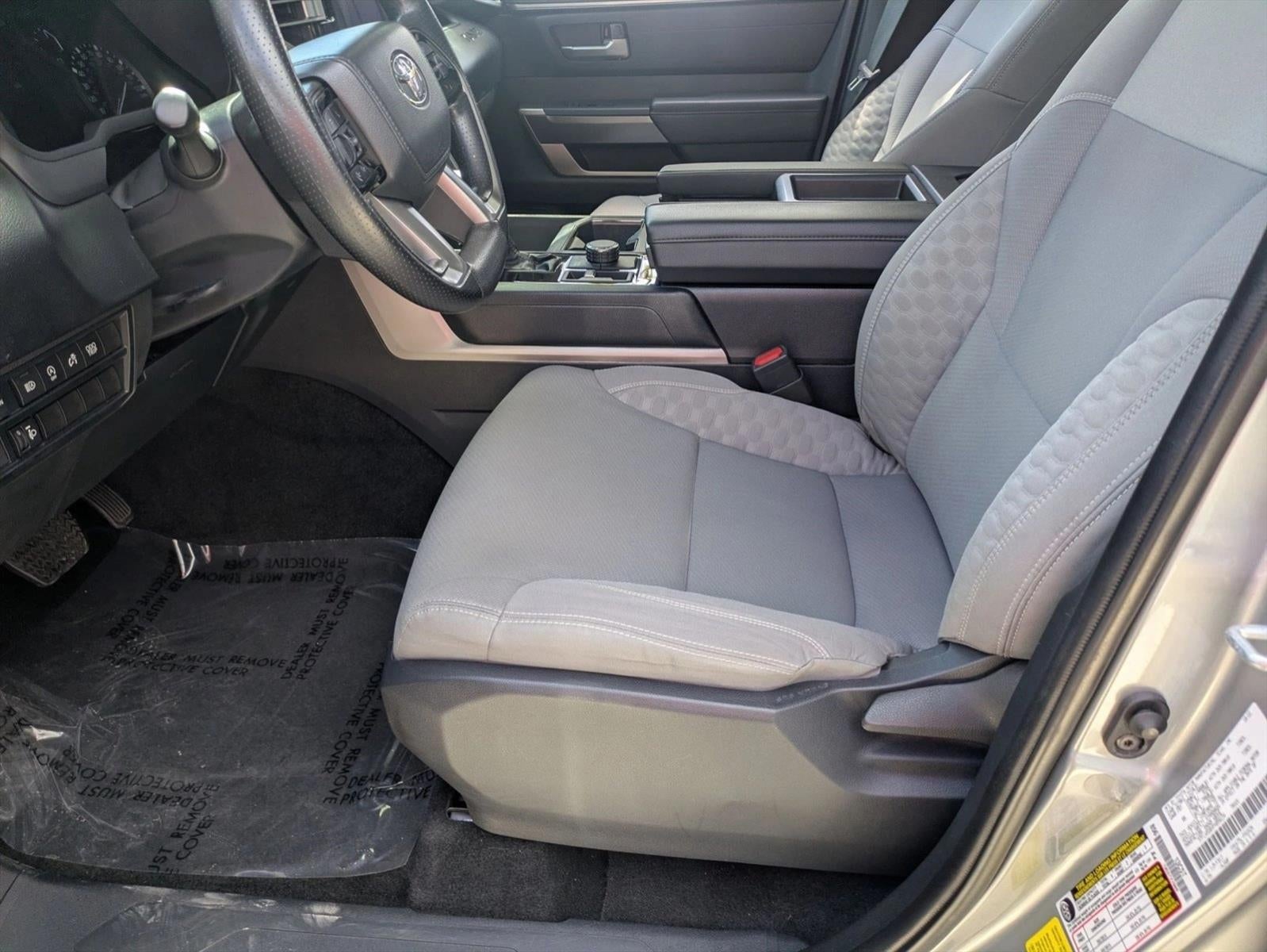 2023 Toyota Tundra 4WD 4WD SR5 CrewMax 5.5' Bed (SE)