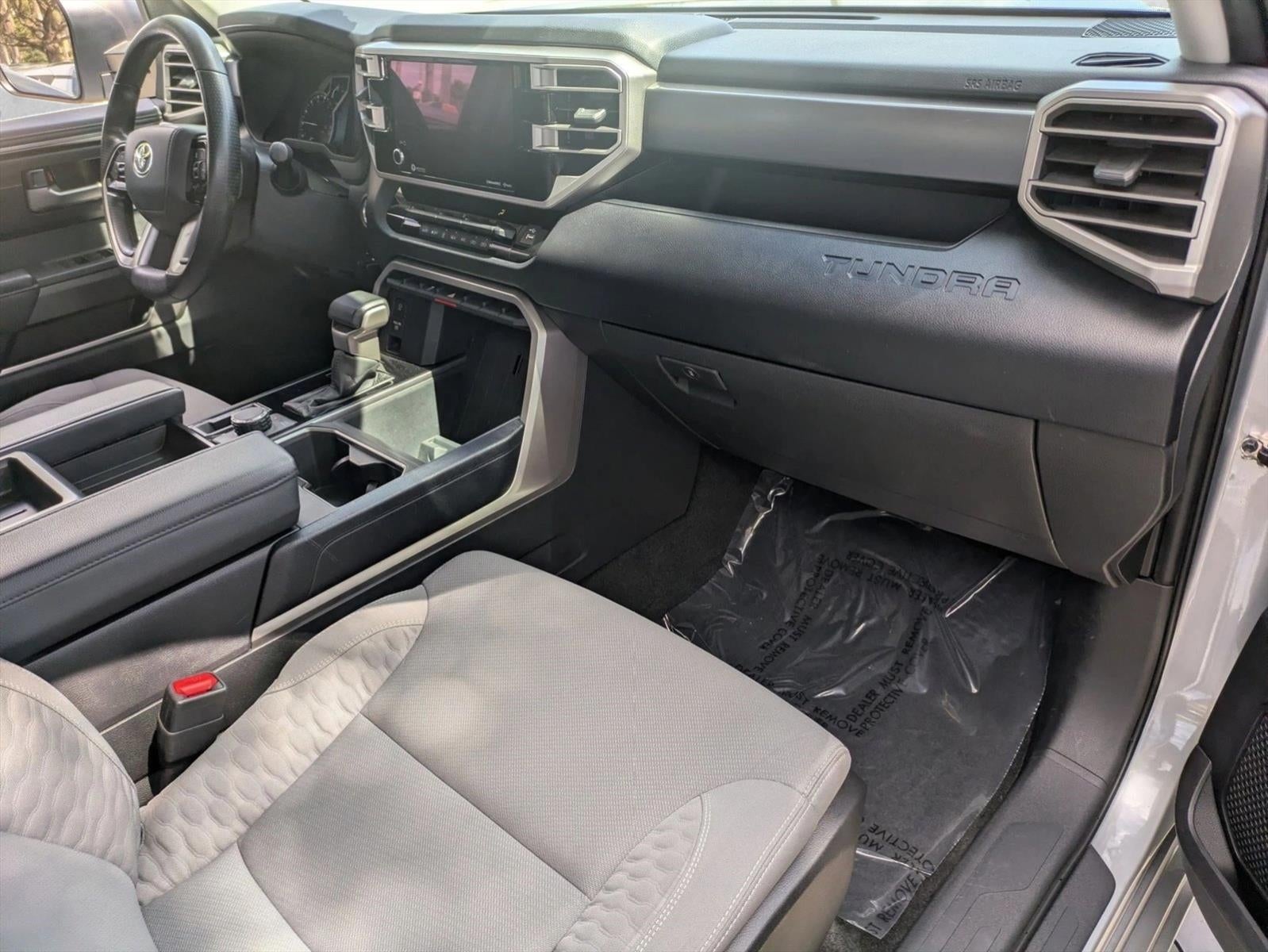 2023 Toyota Tundra 4WD 4WD SR5 CrewMax 5.5' Bed (SE)