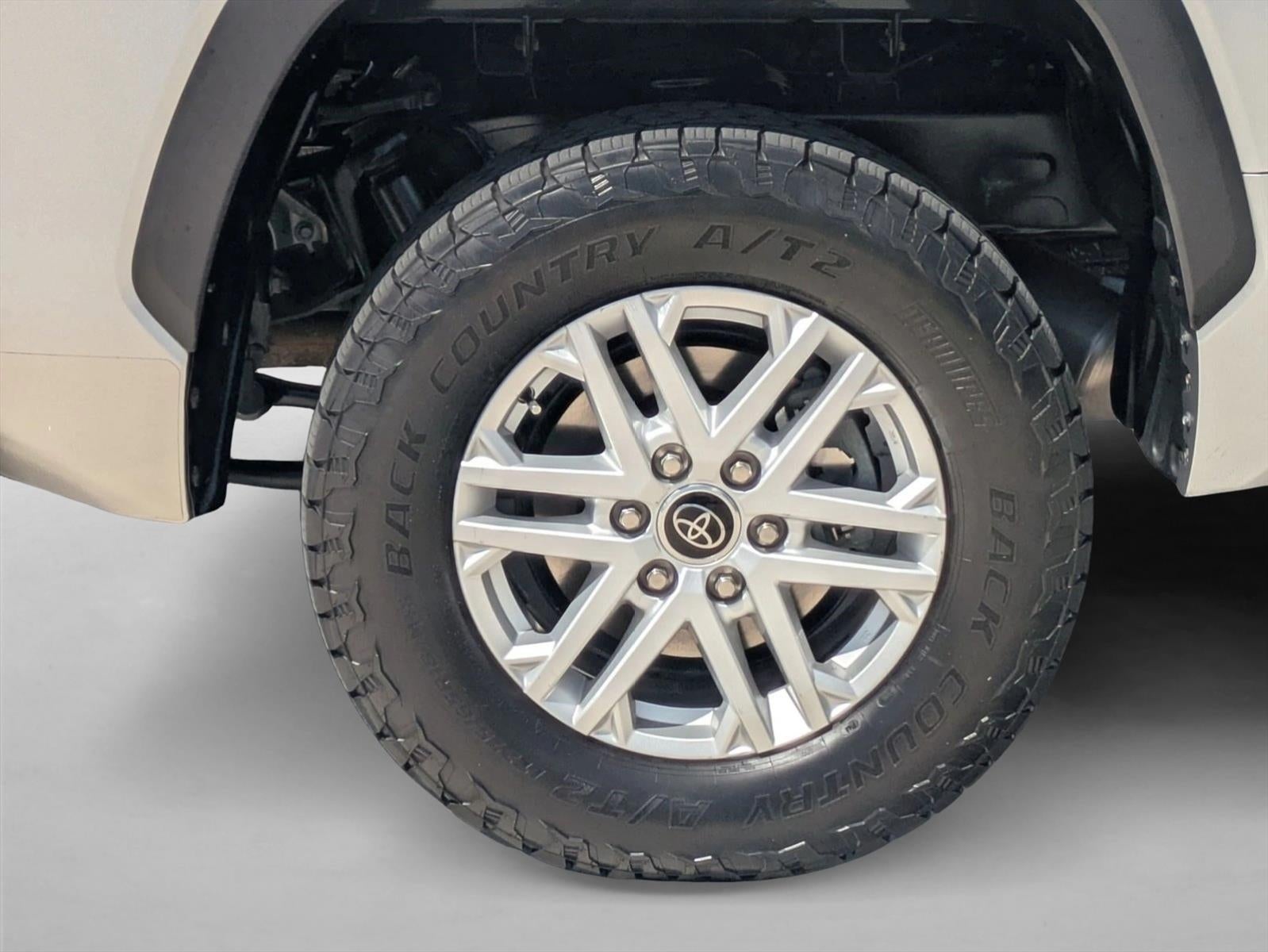 2023 Toyota Tundra 4WD 4WD SR5 CrewMax 5.5' Bed (SE)