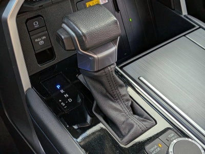 2022 Toyota Tundra 2WD 2WD Platinum CrewMax 5.5' Bed (SE)