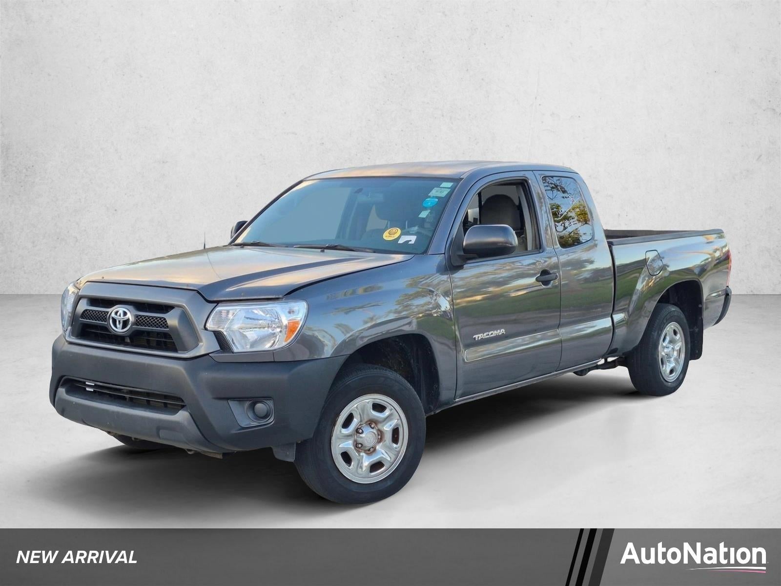 2014 Toyota Tacoma 2WD Access Cab Standard Bed I4 Manual (Natl)