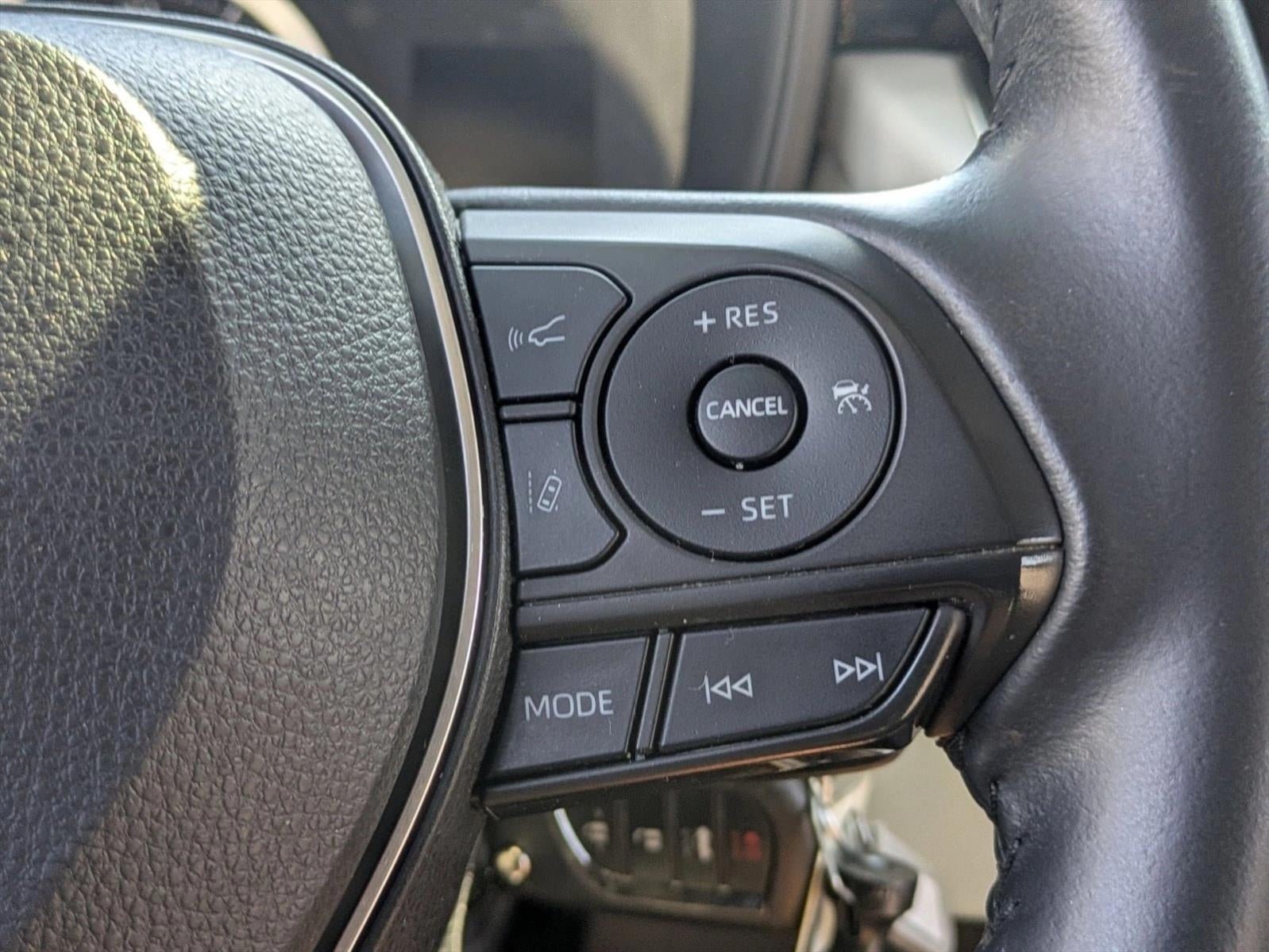 2022 Toyota Corolla SE CVT (Natl)