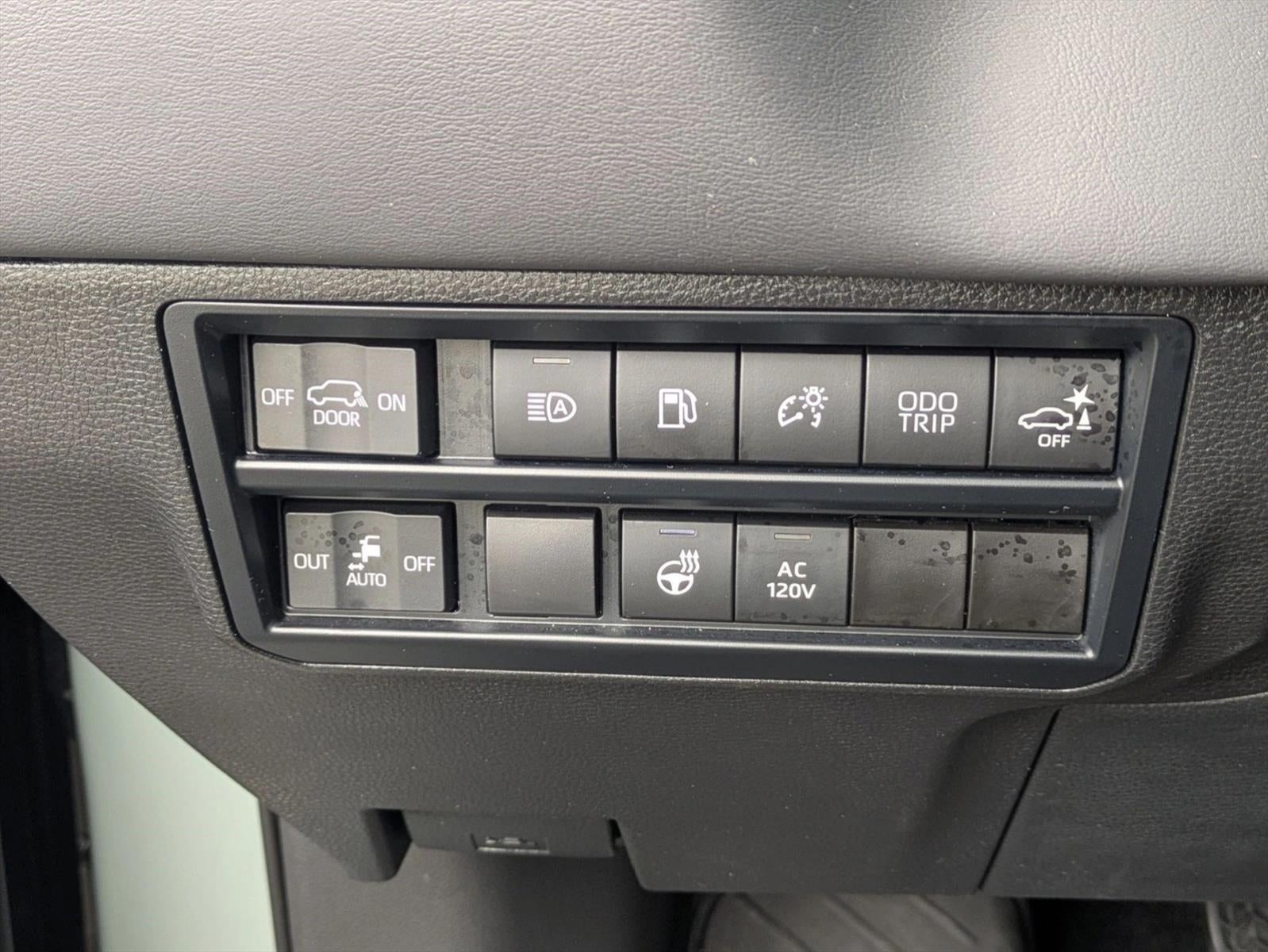 2024 Toyota Sequoia Platinum 4WD (Natl)