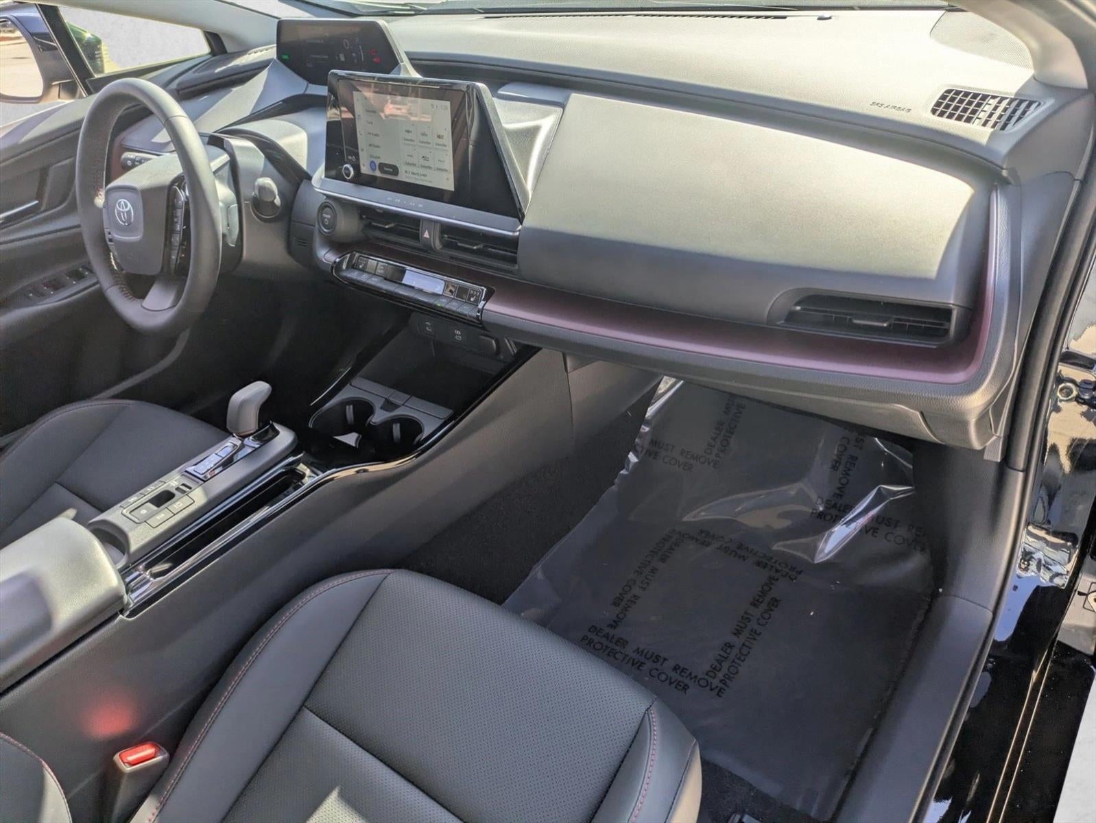2025 Toyota Prius Plug-In Hybrid XSE (Natl)