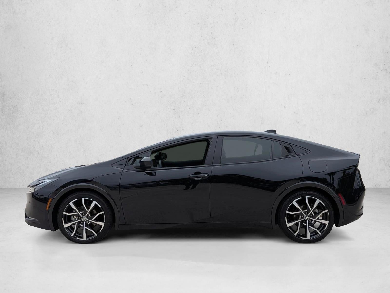 2026 Toyota Prius Plug-In Hybrid XSE (Natl)