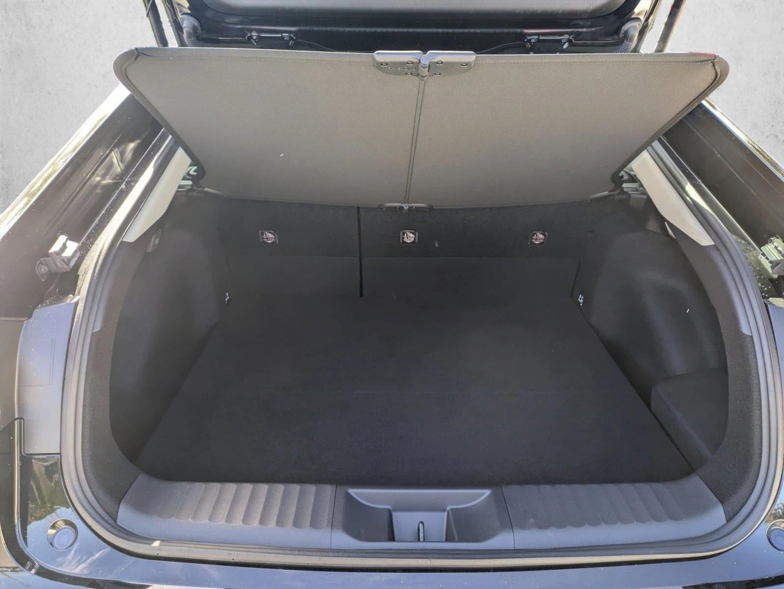 2025 Toyota Prius Plug-In Hybrid XSE (Natl)