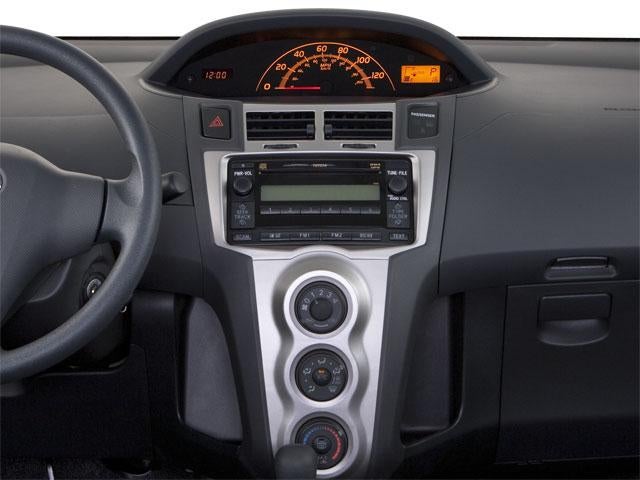 2010 Toyota Yaris 3dr LB Auto (Natl)
