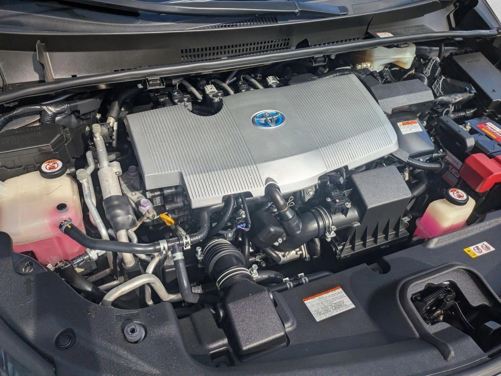 2019 Toyota Prius Prime Plus (Natl)