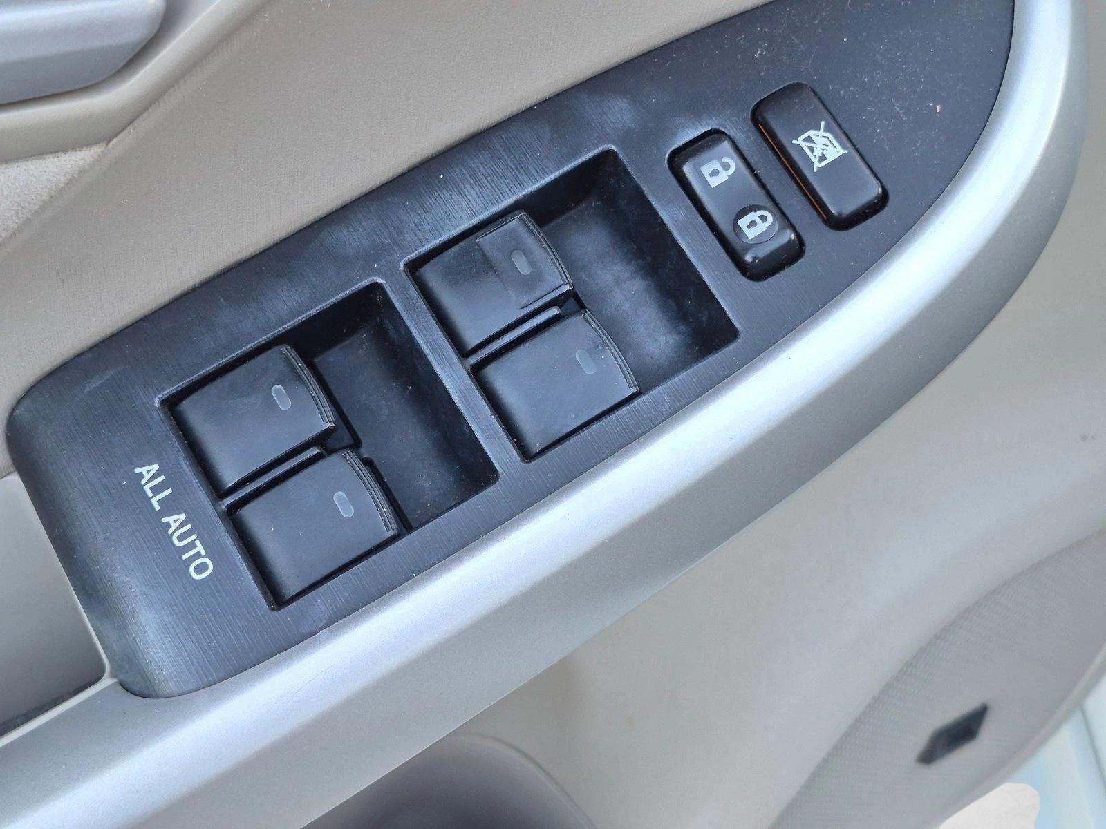 2010 Toyota Prius 5dr HB II (Natl)