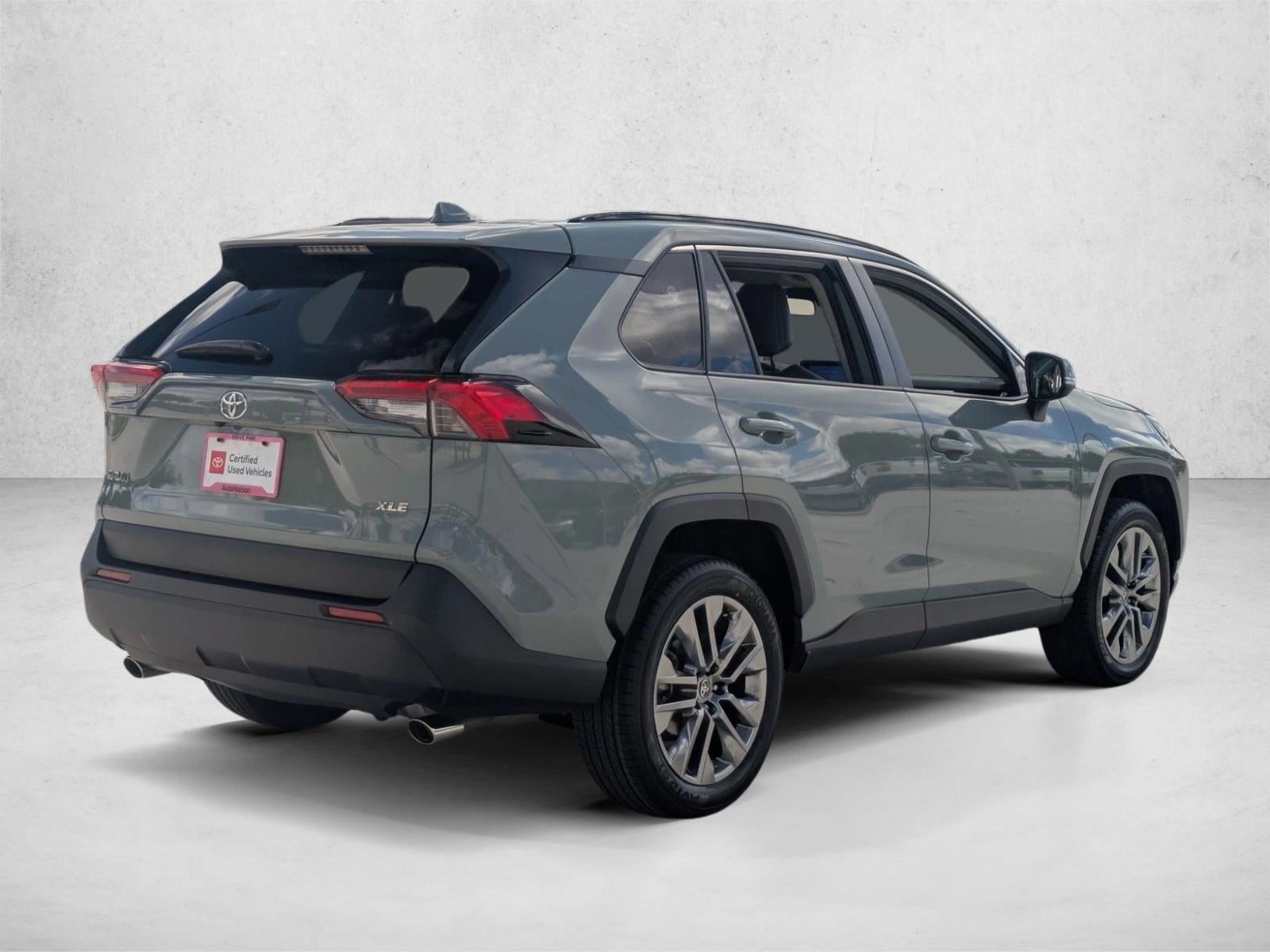 2023 Toyota RAV4 XLE Premium FWD (Natl)