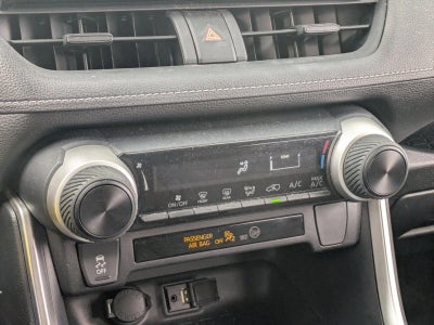 2019 Toyota RAV4 LE FWD (GS)