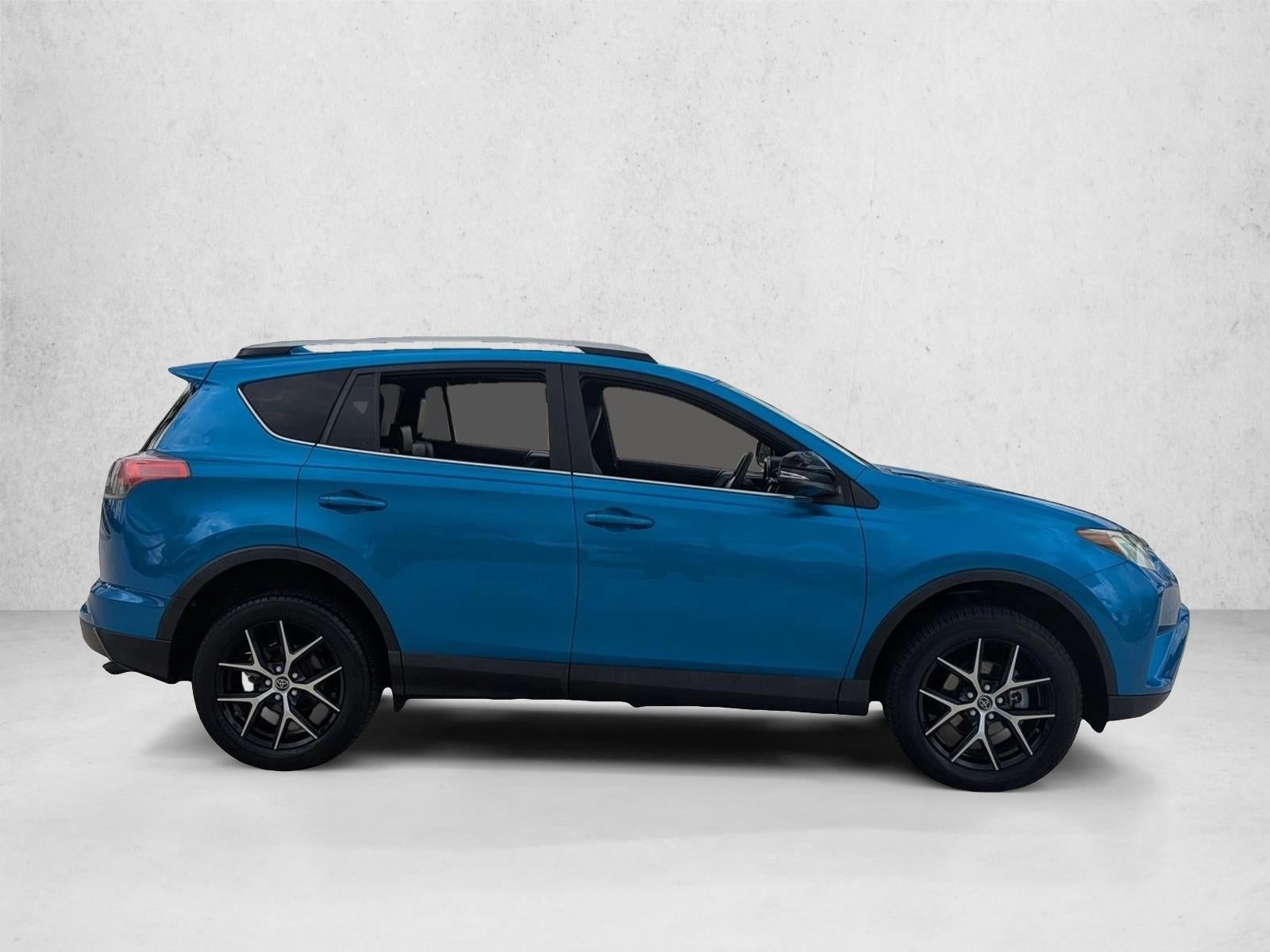 2017 Toyota RAV4 SE AWD (Natl)