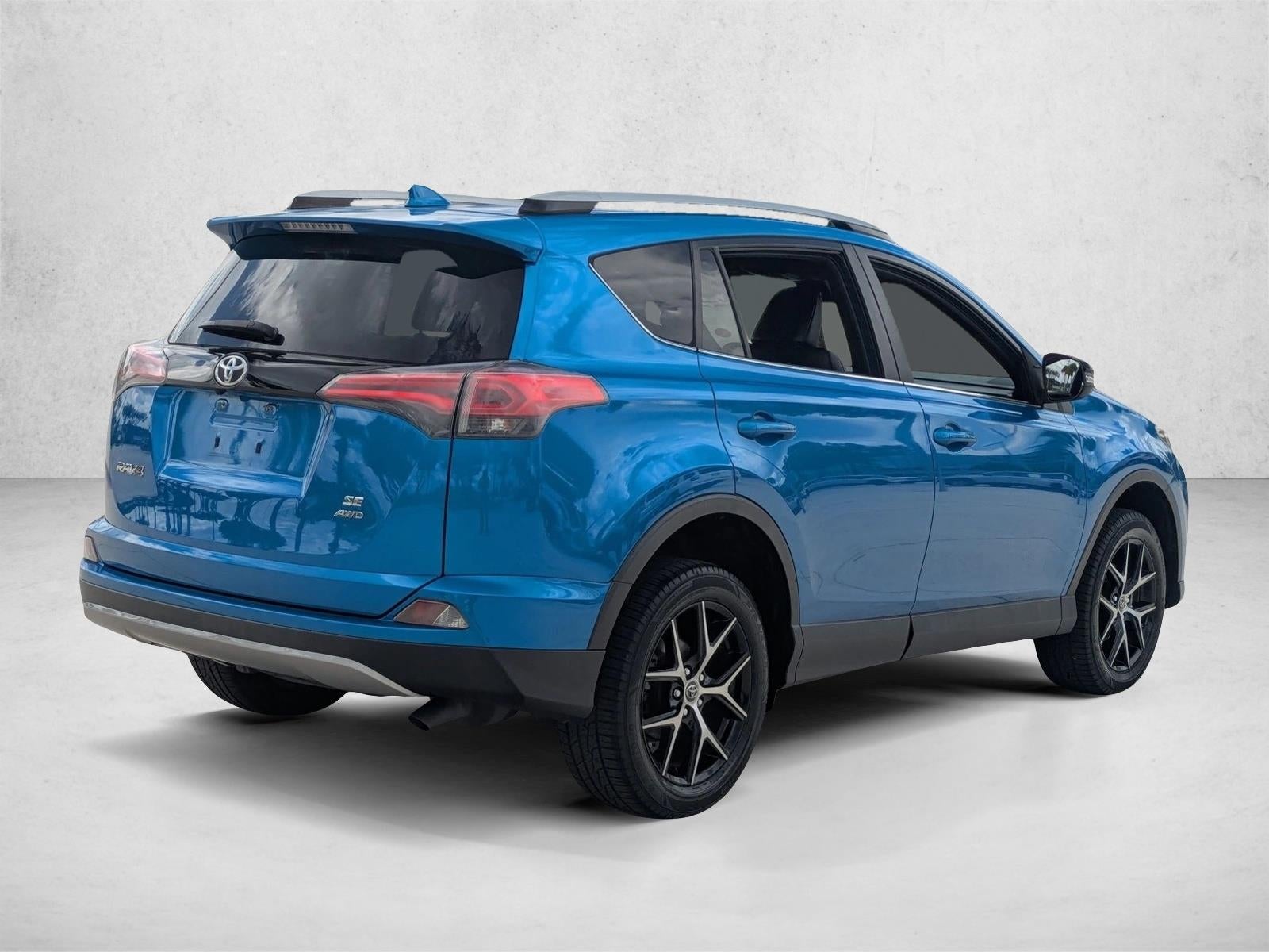 2017 Toyota RAV4 SE AWD (Natl)