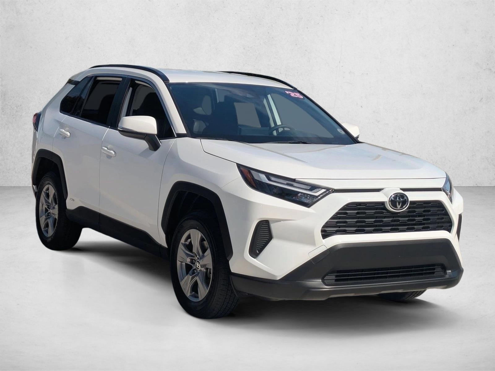 2025 Toyota RAV4 Hybrid LE AWD (Natl)