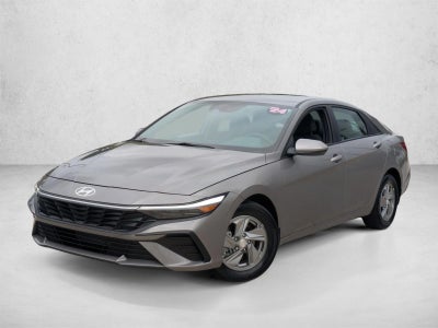 2024 Hyundai ELANTRA SE IVT