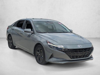 2023 Hyundai ELANTRA SEL IVT