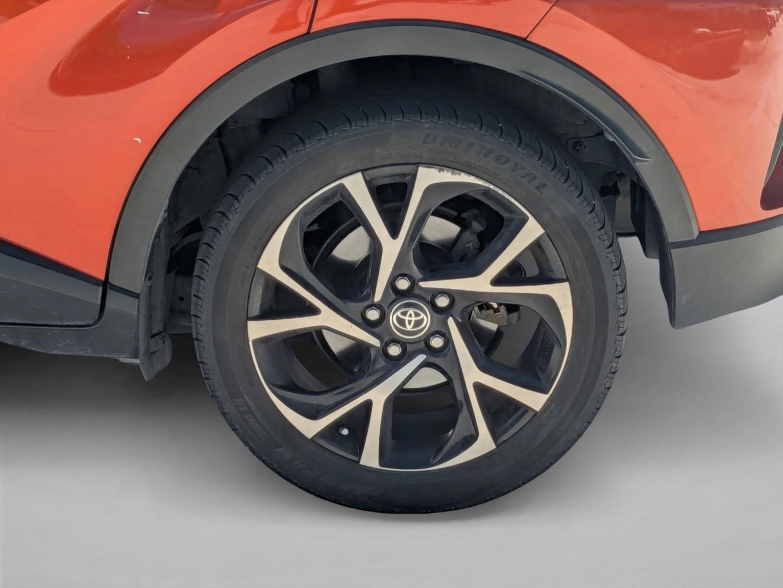 2020 Toyota C-HR XLE FWD (Natl)