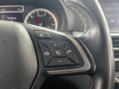 2018 INFINITI QX30 Luxury FWD