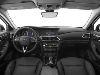 2018 INFINITI QX30 Luxury FWD