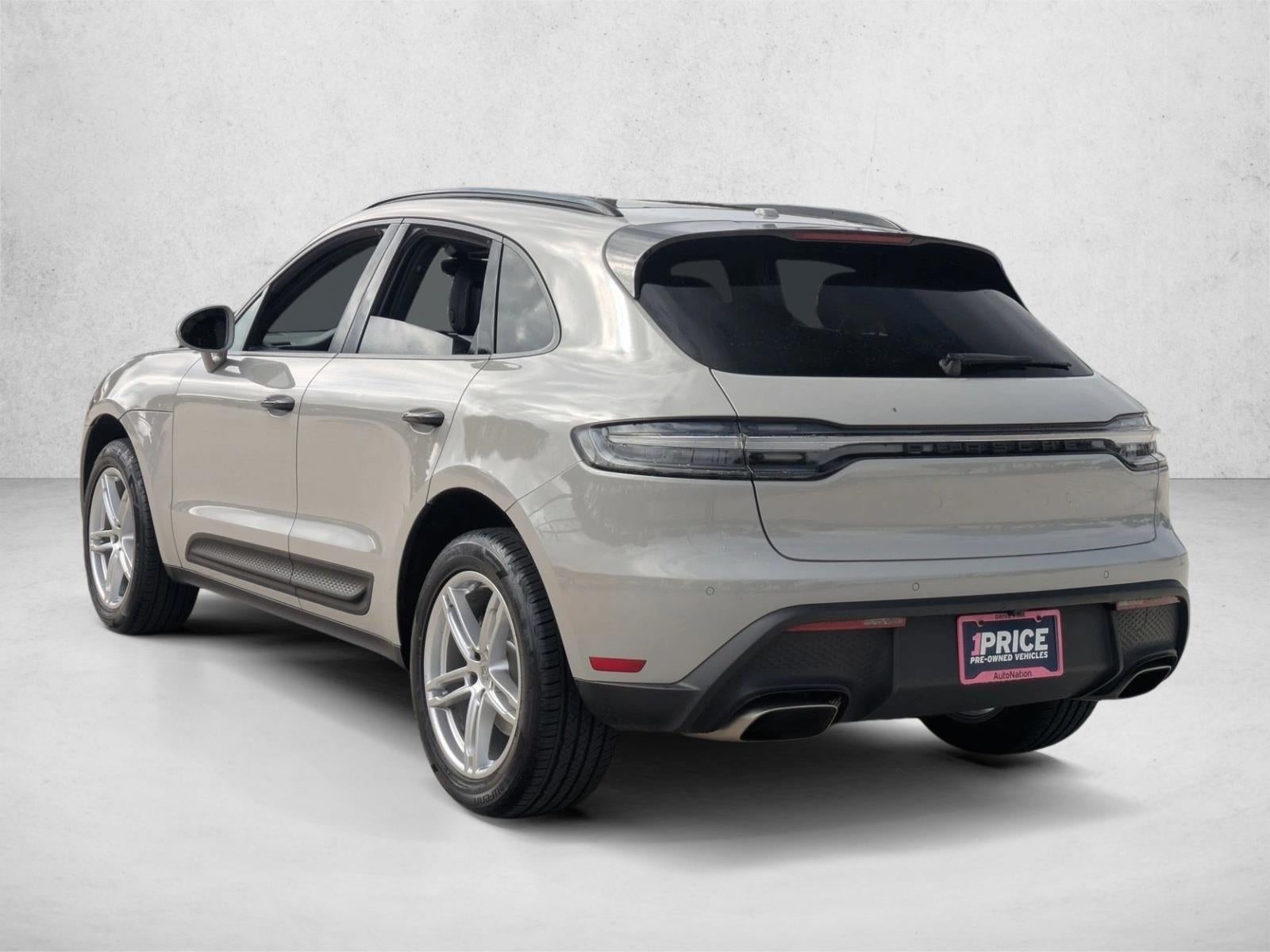 2022 Porsche Macan AWD