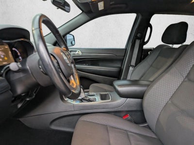 2020 Jeep Grand Cherokee Laredo E 4x2