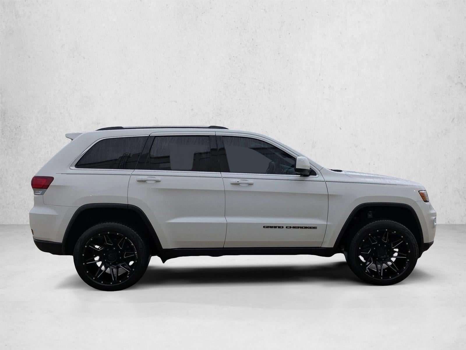 2020 Jeep Grand Cherokee Laredo E 4x2
