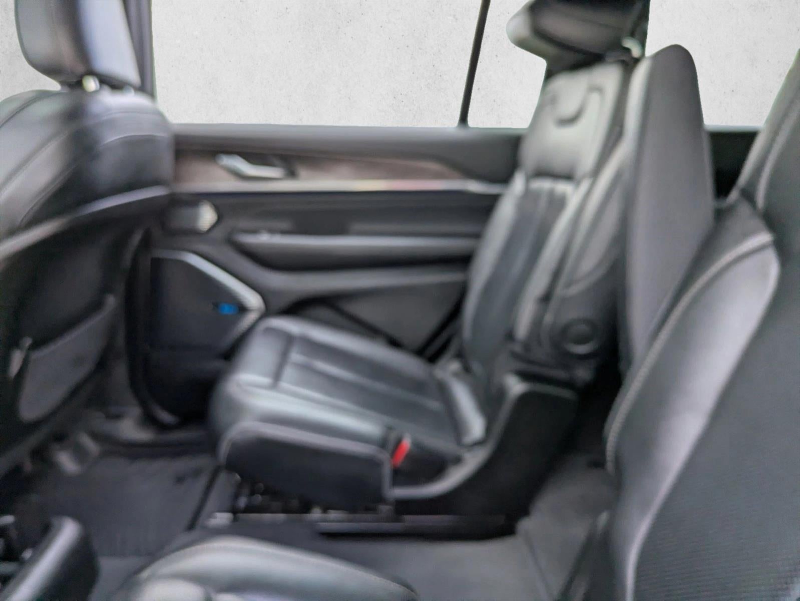 2022 Jeep Grand Cherokee L Overland 4x4