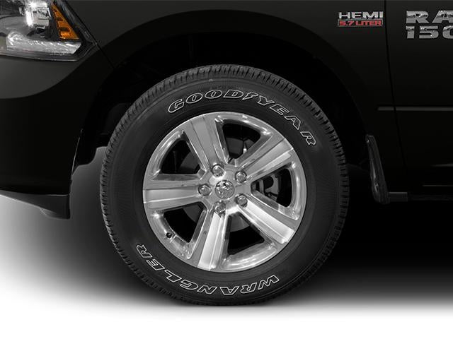 2014 RAM 1500 2WD Crew Cab 6.4 Ft Box Laramie