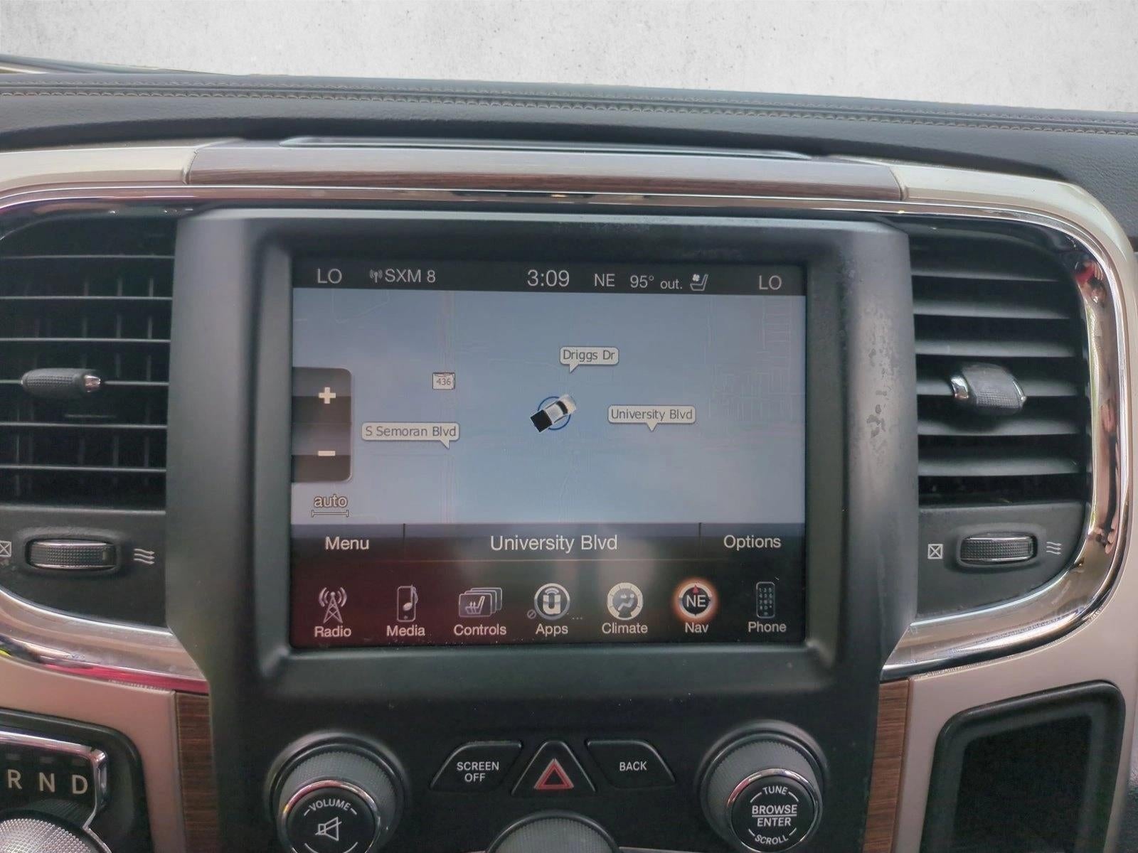 2016 RAM 1500 4WD Crew Cab 6.4 Ft Box Laramie