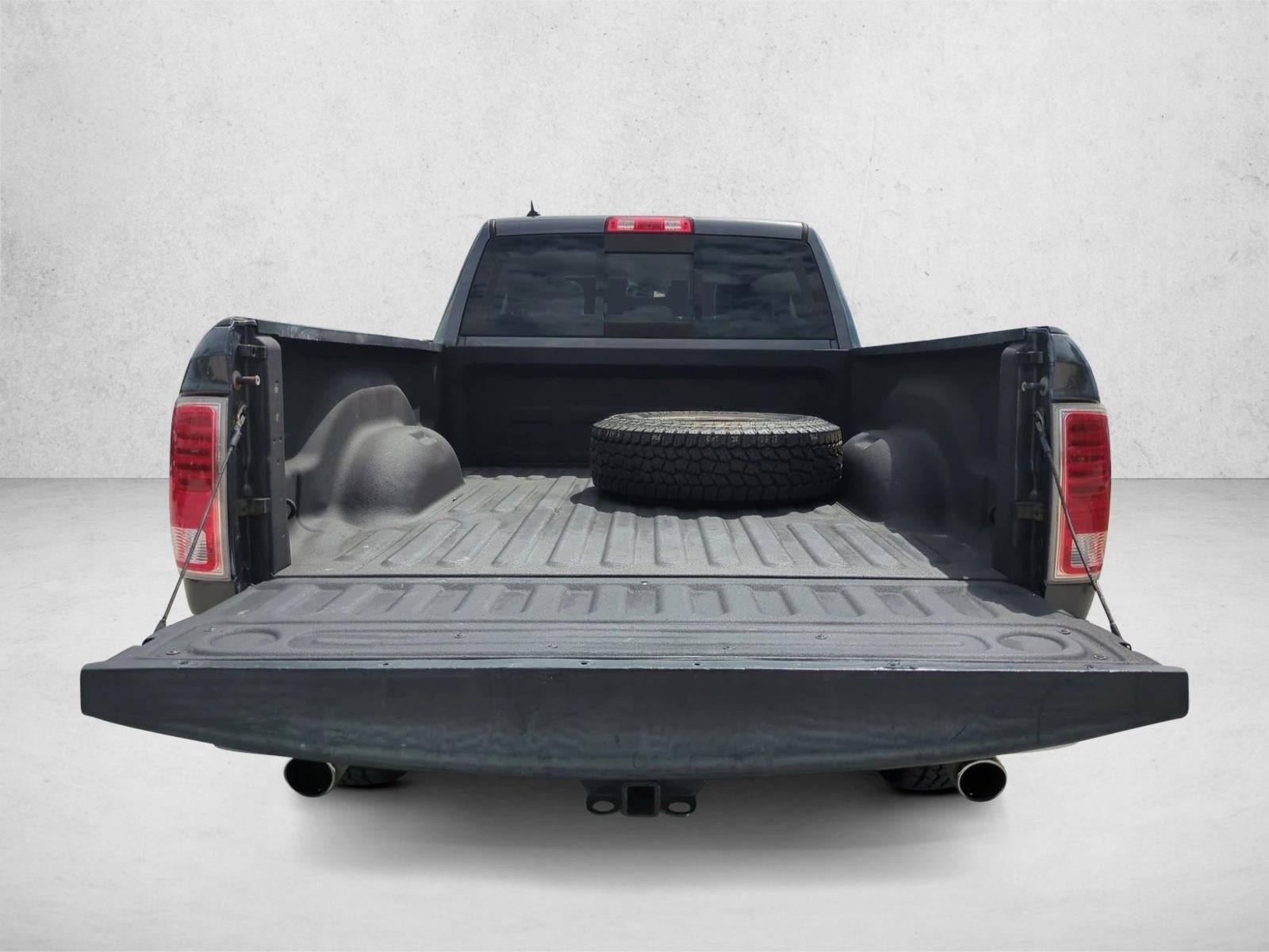 2016 RAM 1500 4WD Crew Cab 6.4 Ft Box Laramie