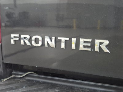 2012 Nissan Frontier 2WD Crew Cab SWB Auto SV