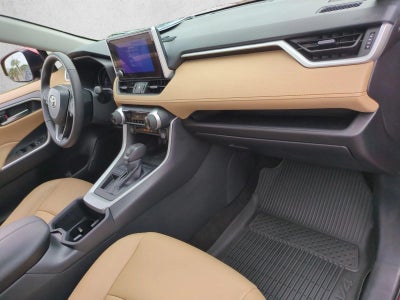 2024 Toyota RAV4 XLE Premium FWD (Natl)