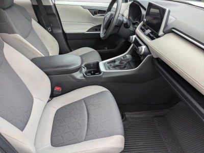 2024 Toyota RAV4 XLE FWD (GS)