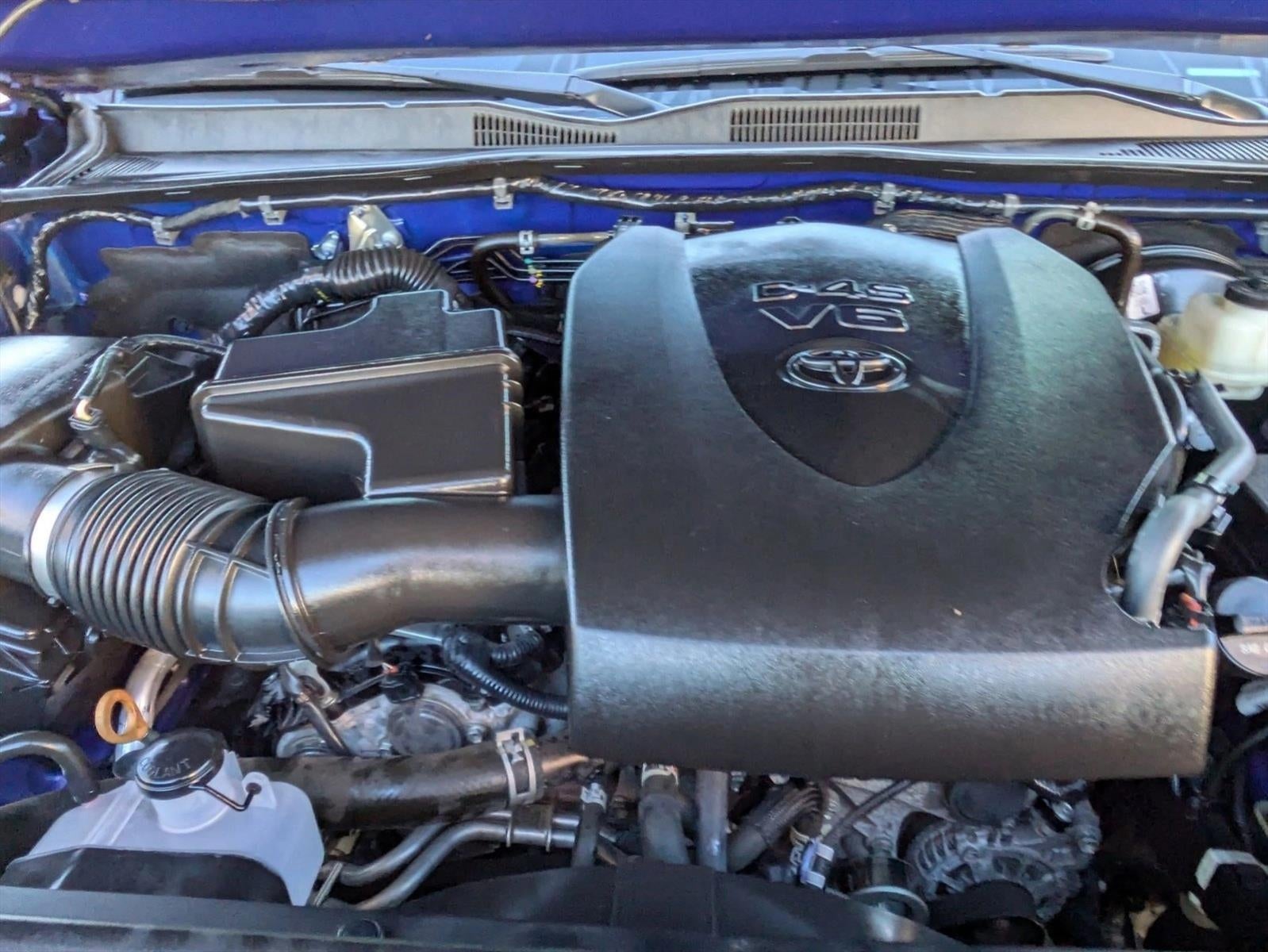 2022 Toyota Tacoma 2WD 2WD SR5 Double Cab 5' Bed V6 AT (GS)