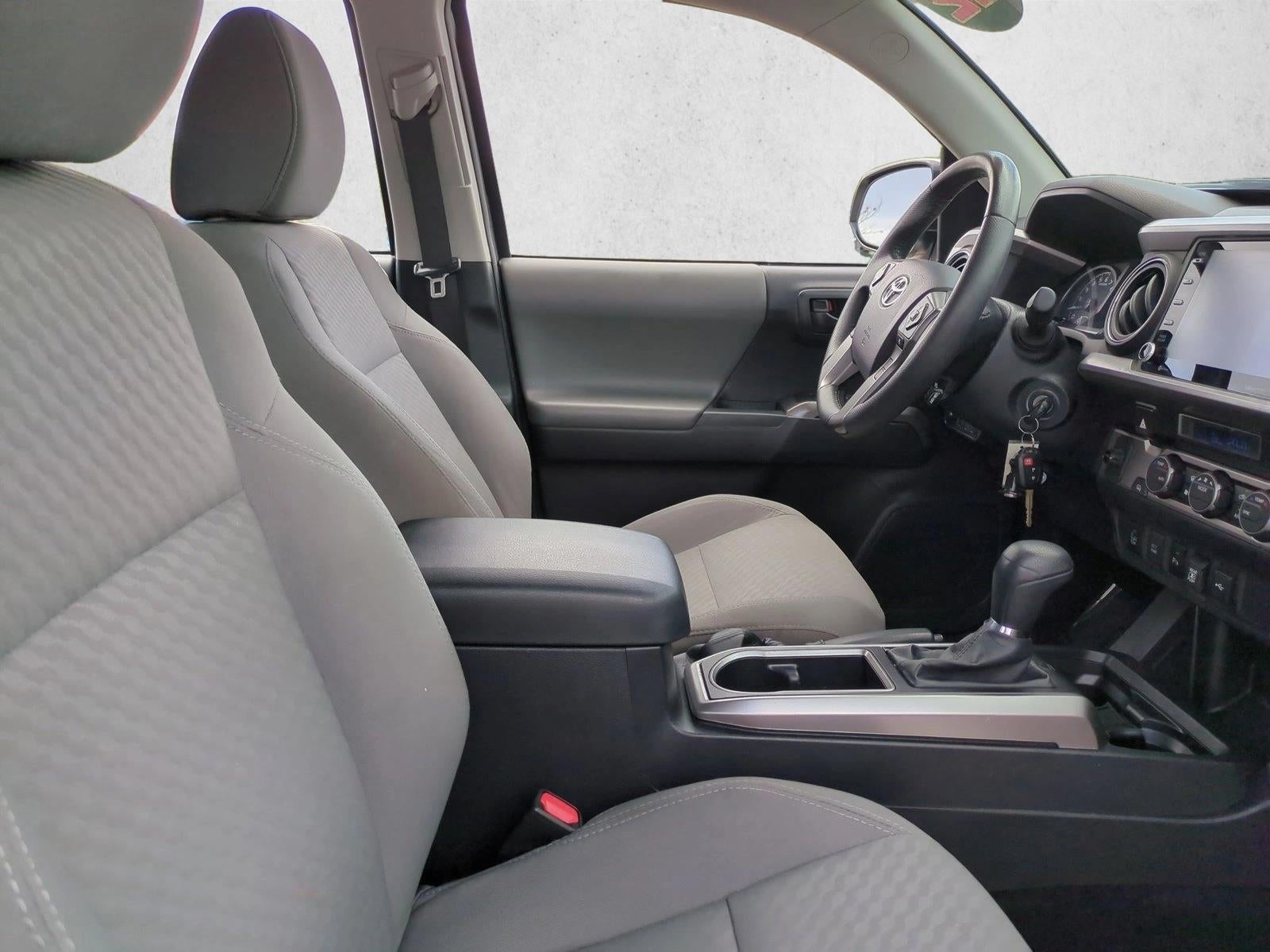 2022 Toyota Tacoma 2WD 2WD SR5 Double Cab 5' Bed V6 AT (GS)